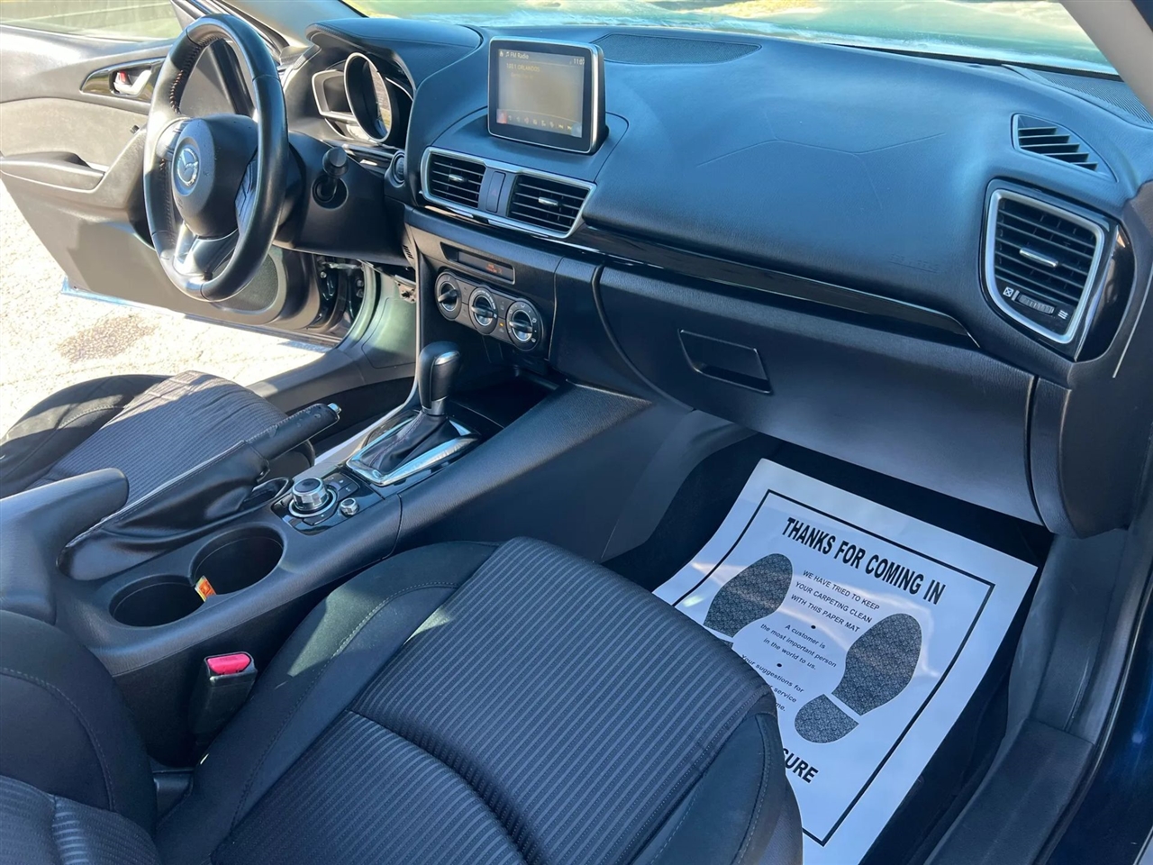 Mazda MAZDA3 i Touring AT 4-Door 2015