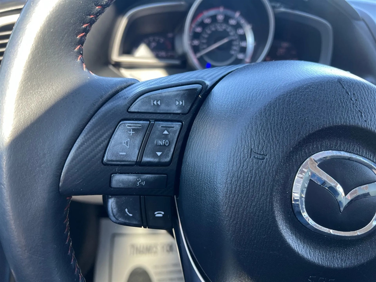 Mazda MAZDA3 i Touring AT 4-Door 2015