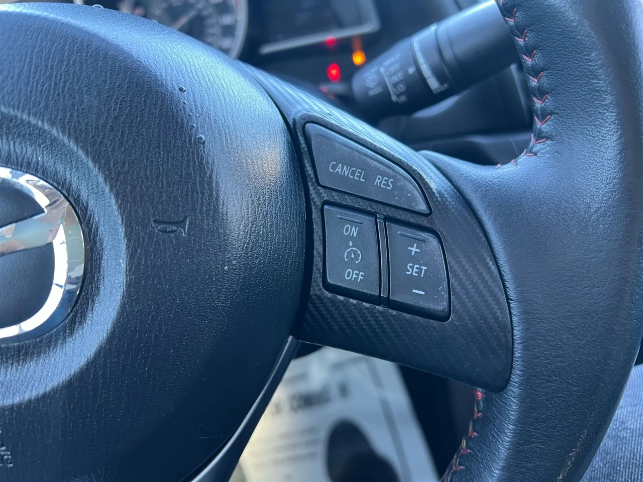 Mazda MAZDA3 i Touring AT 4-Door 2015