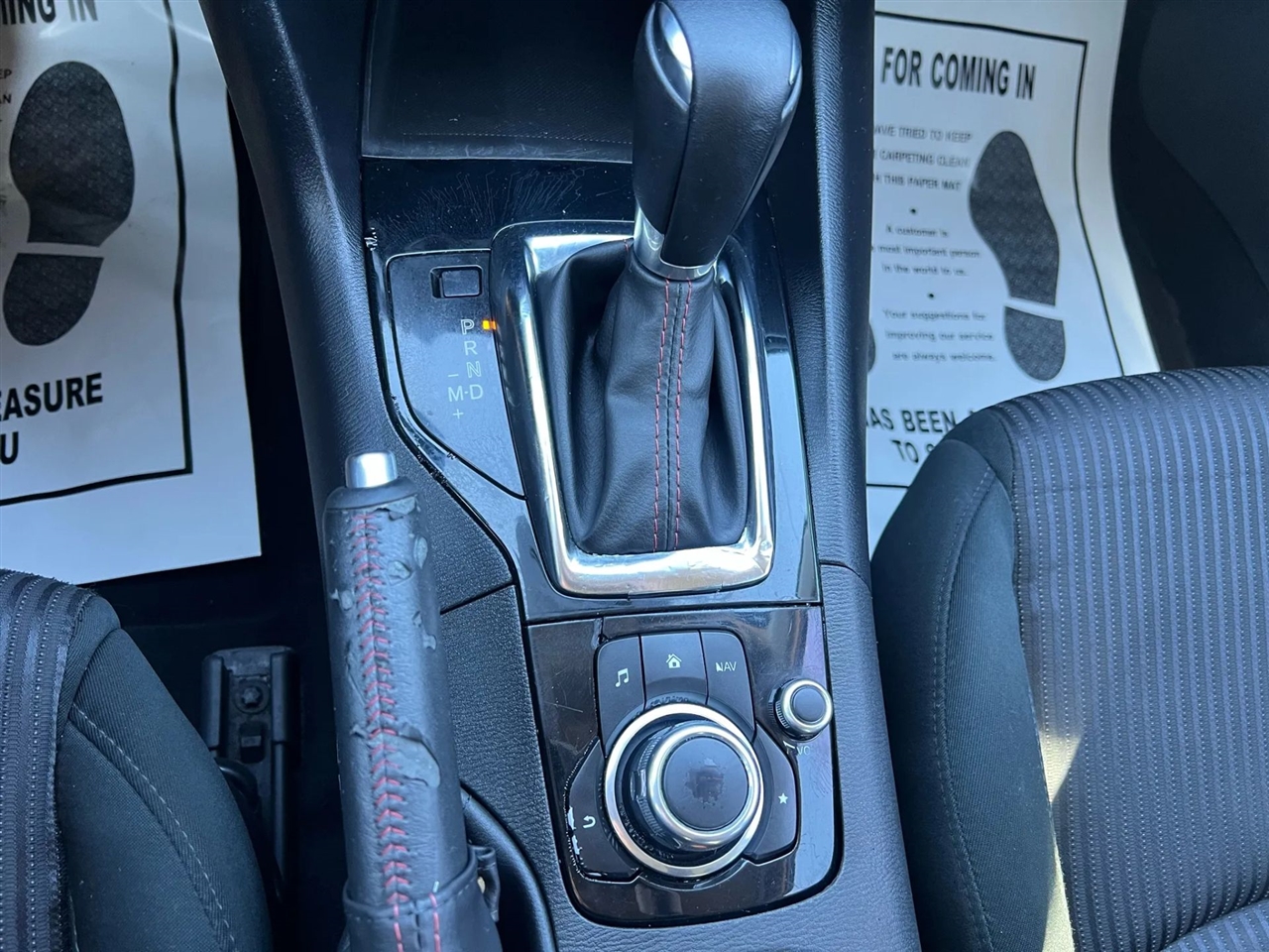 Mazda MAZDA3 i Touring AT 4-Door 2015