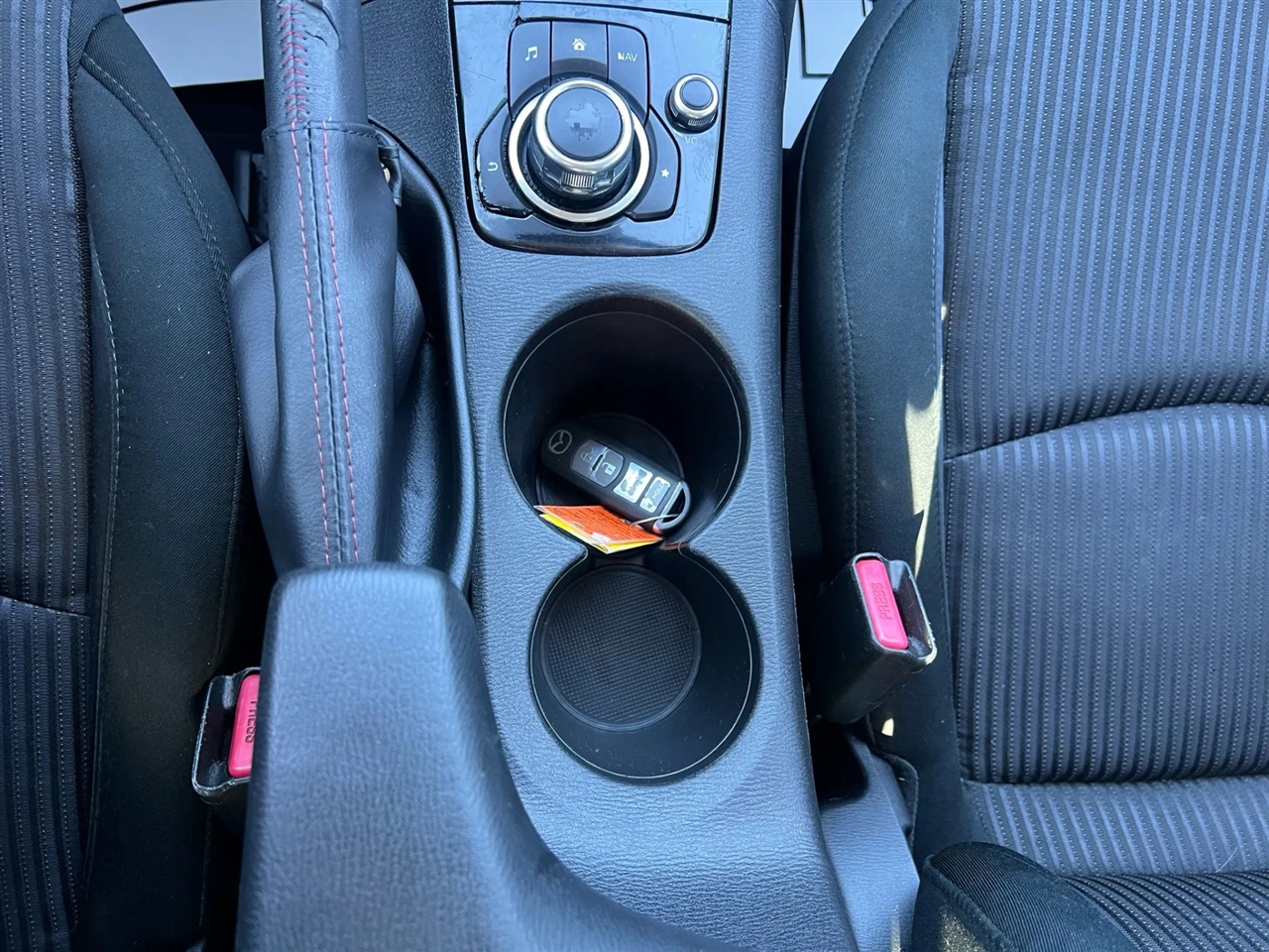 Mazda MAZDA3 i Touring AT 4-Door 2015