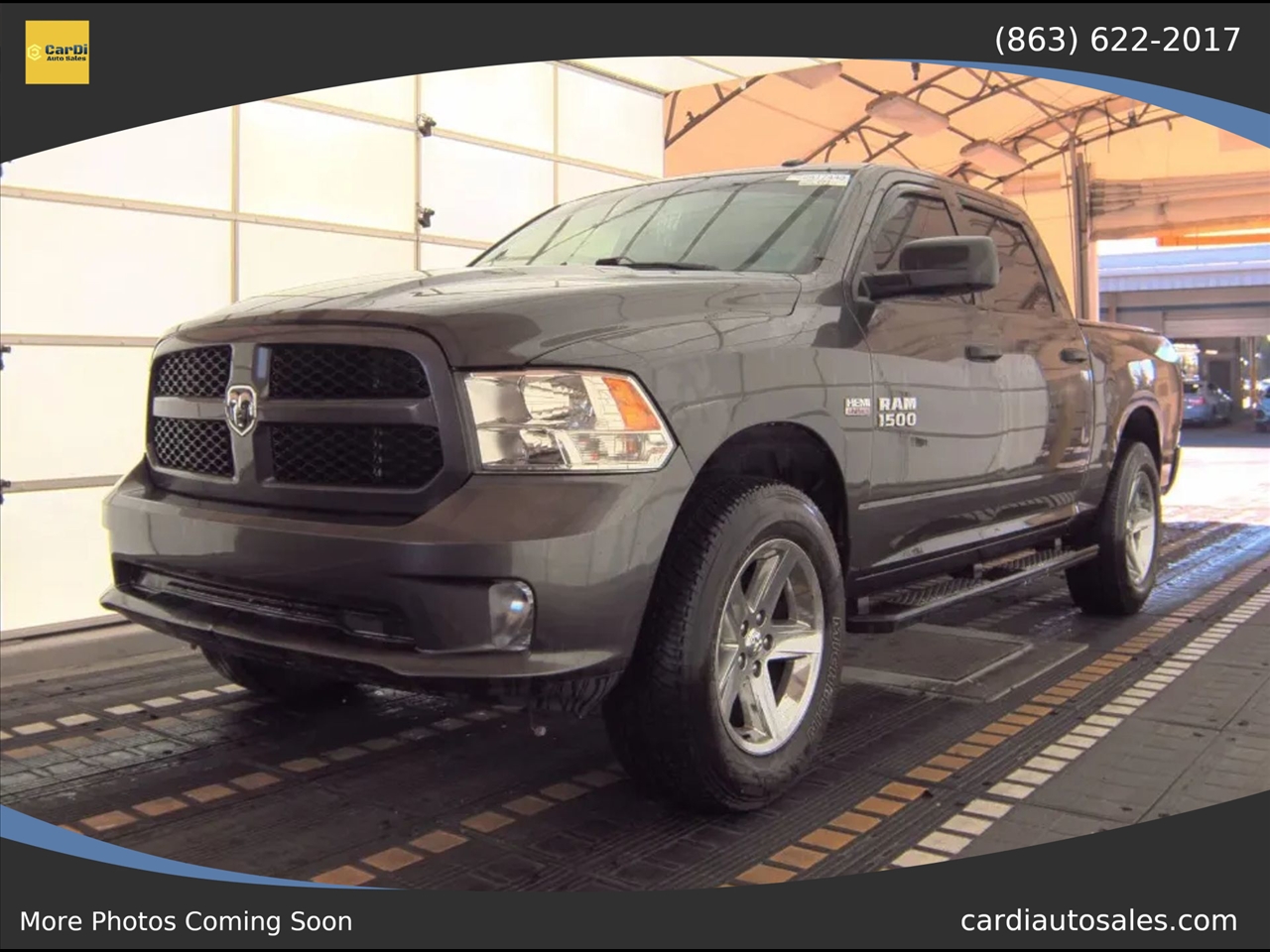 RAM 1500 Tradesman Crew Cab SWB 4WD 2017