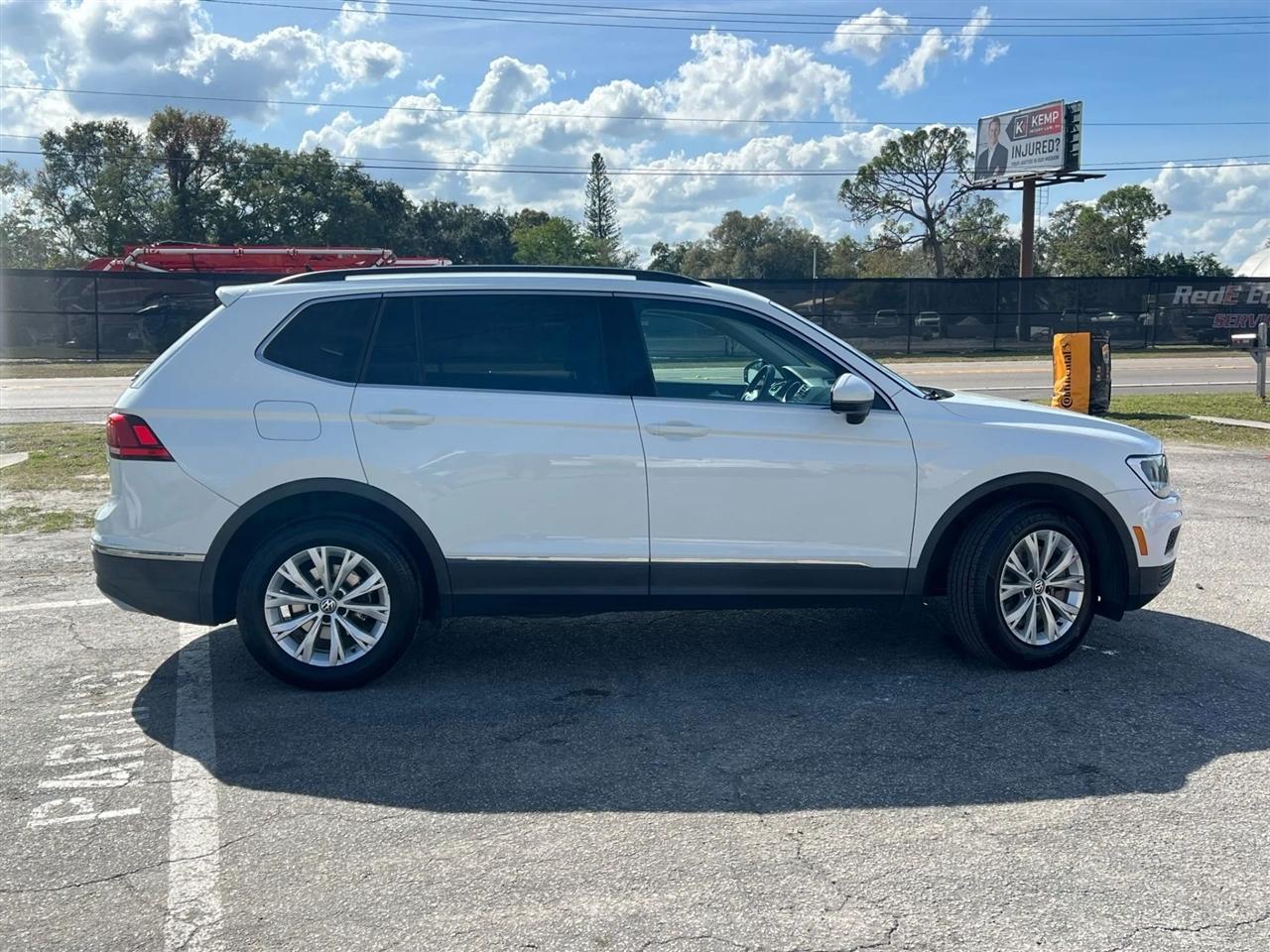 Volkswagen Tiguan SE 2018