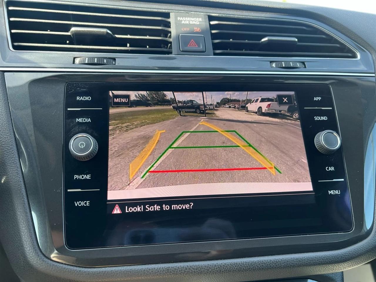 Volkswagen Tiguan SE 2018