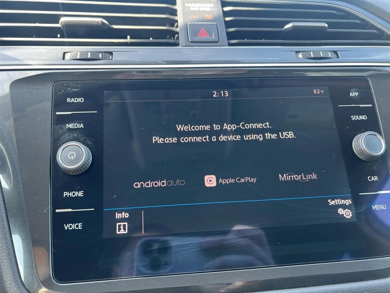 Volkswagen Tiguan SE 2018