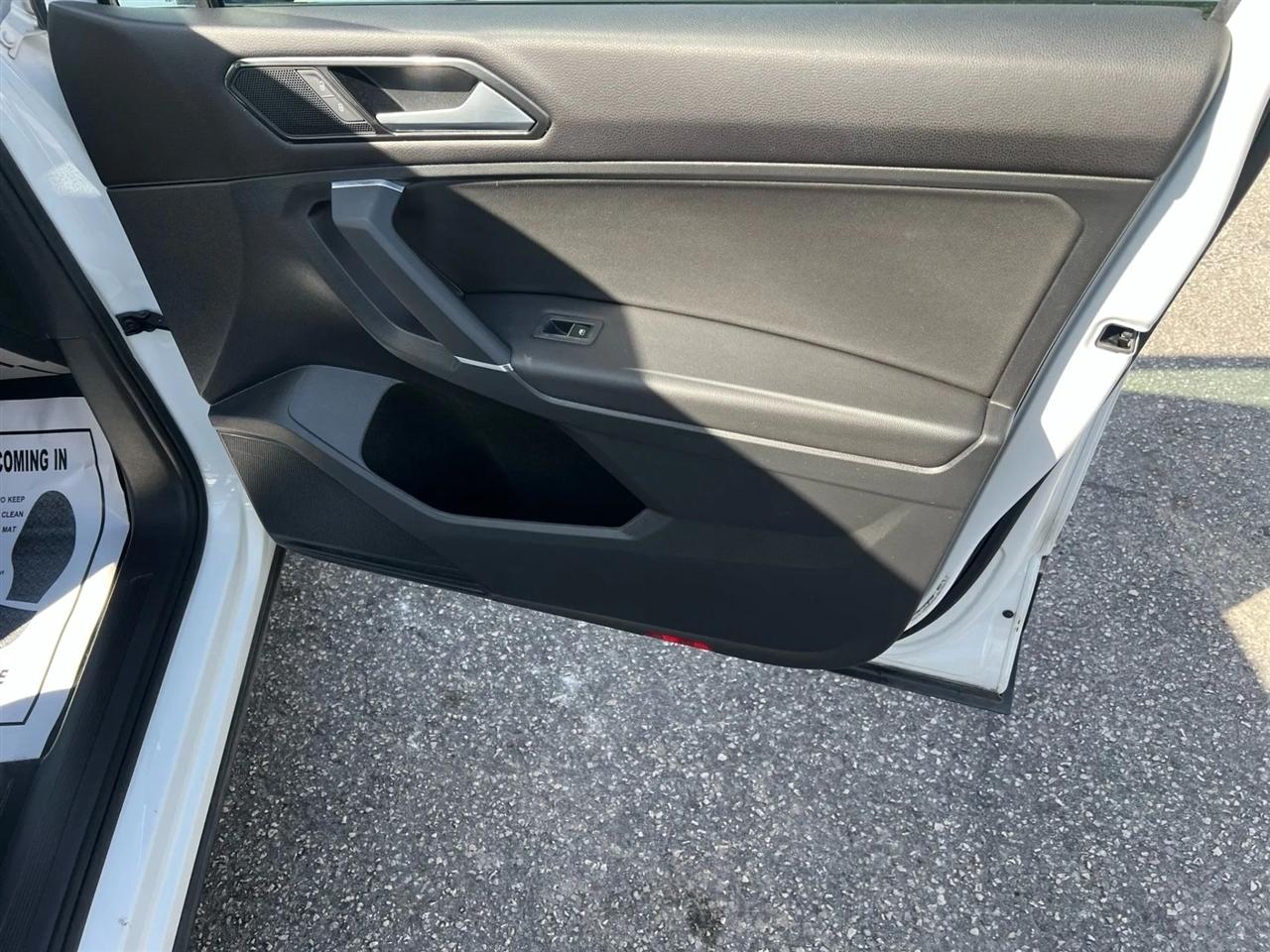 Volkswagen Tiguan SE 2018