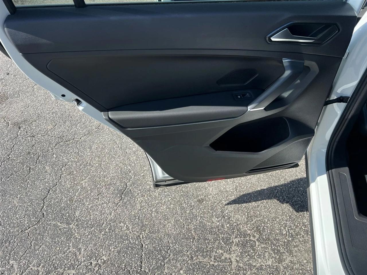 Volkswagen Tiguan SE 2018