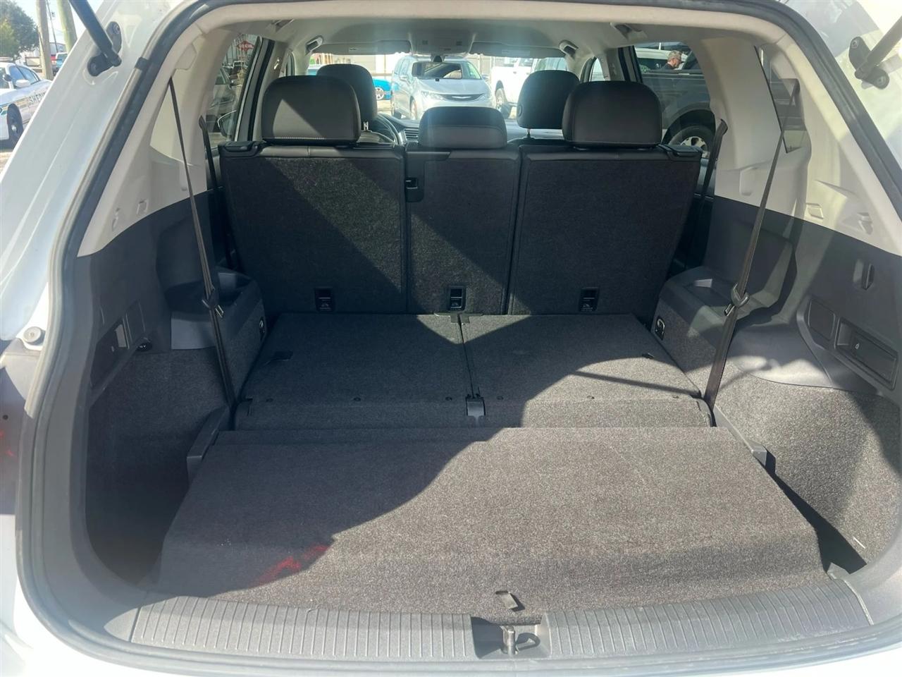 Volkswagen Tiguan SE 2018