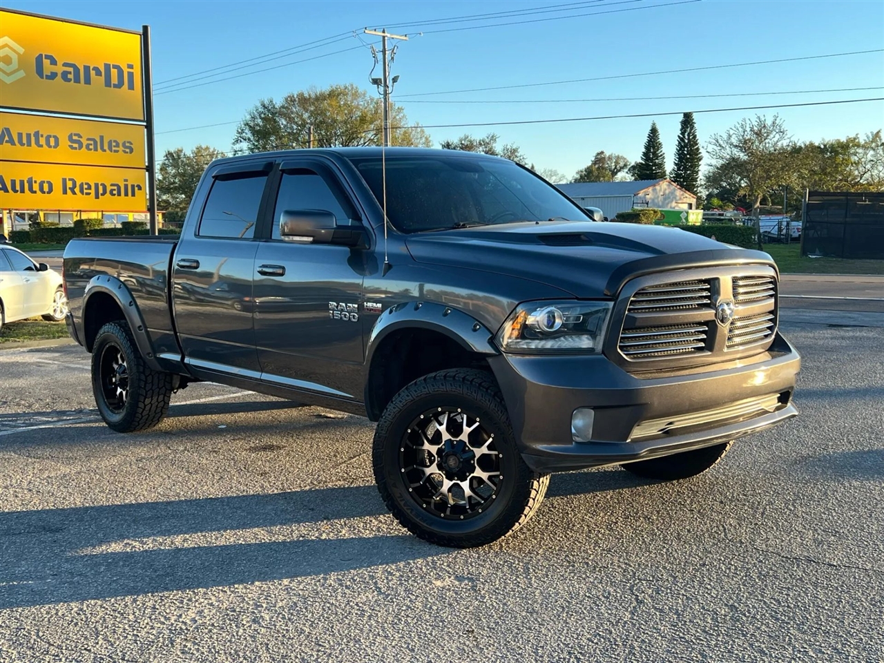 2016 RAM 1500 Sport Crew Cab LWB 4WD