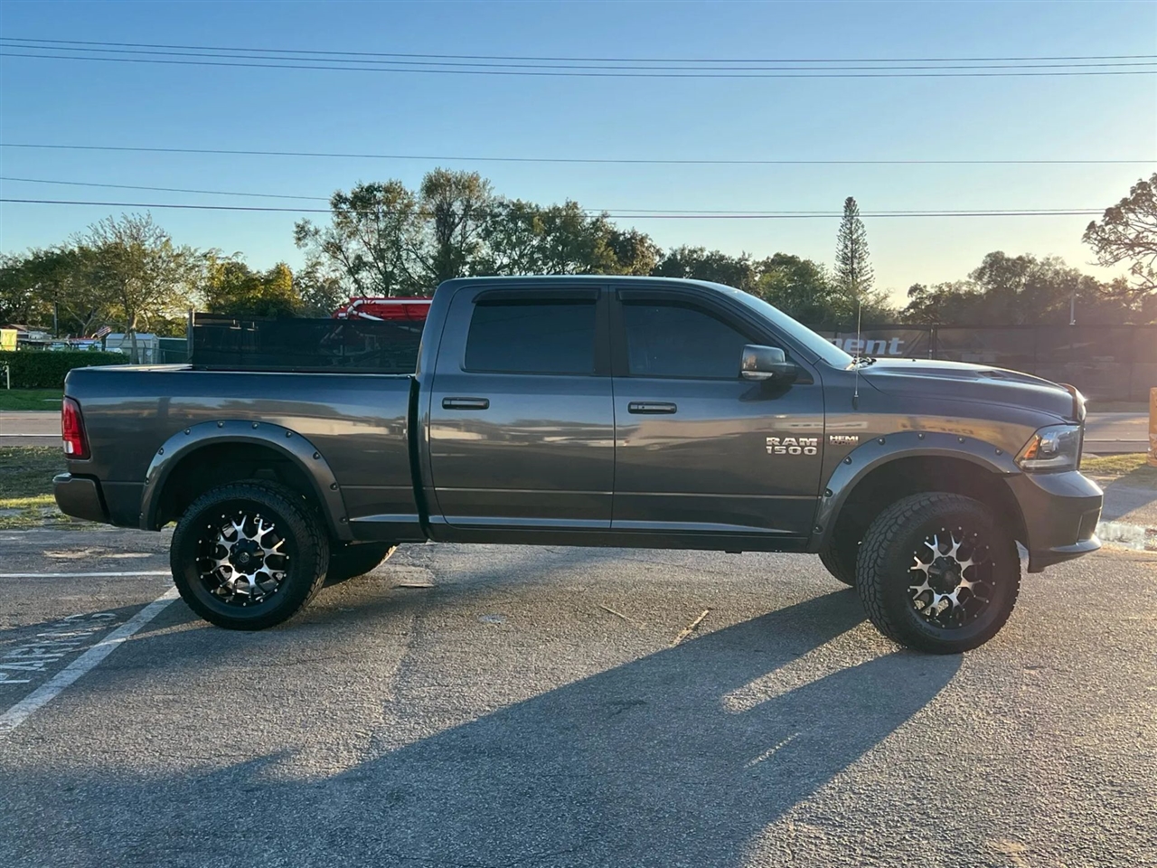 RAM 1500 Sport Crew Cab LWB 4WD 2016