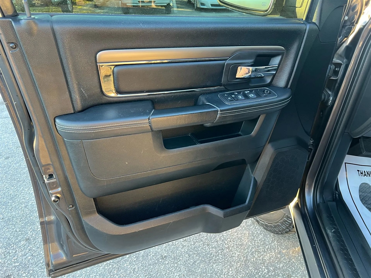 RAM 1500 Sport Crew Cab LWB 4WD 2016