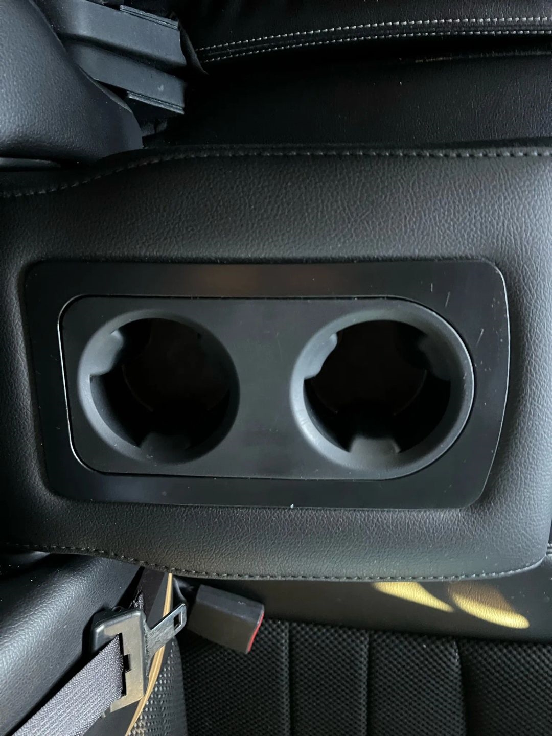 RAM 1500 Sport Crew Cab LWB 4WD 2016