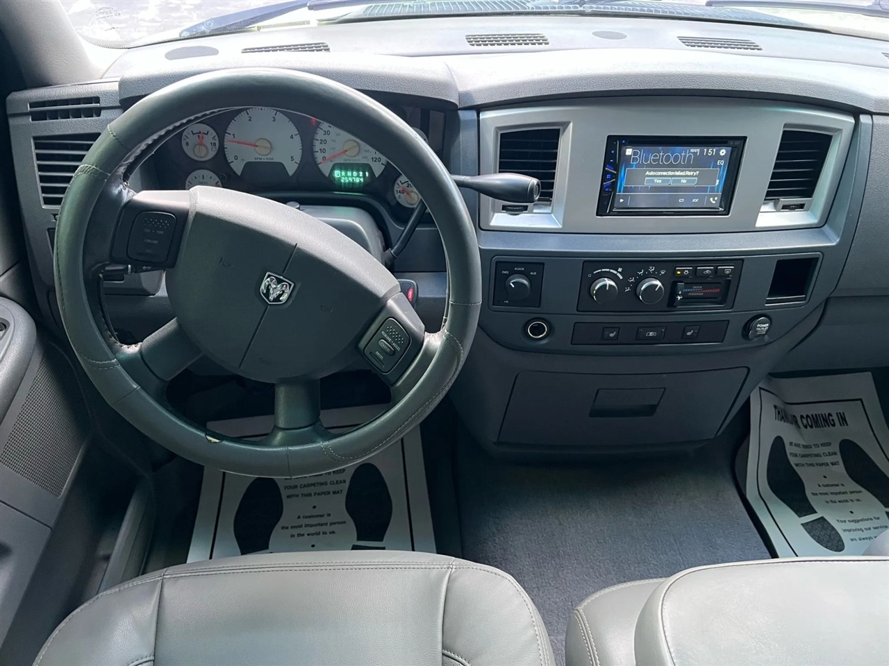 Dodge Ram 2500 Laramie Quad Cab 4WD 2006