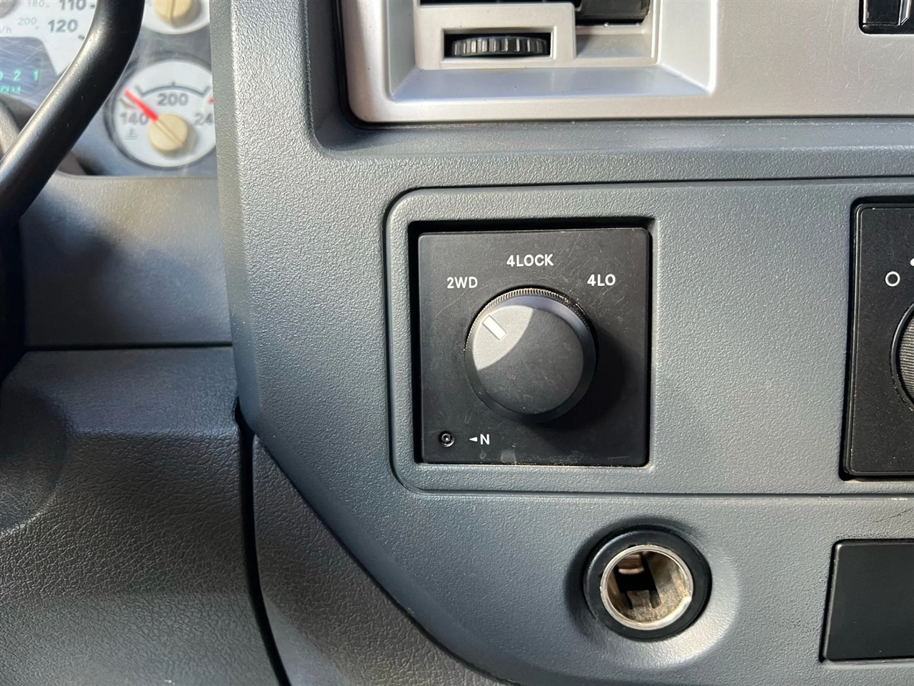 Dodge Ram 2500 Laramie Quad Cab 4WD 2006