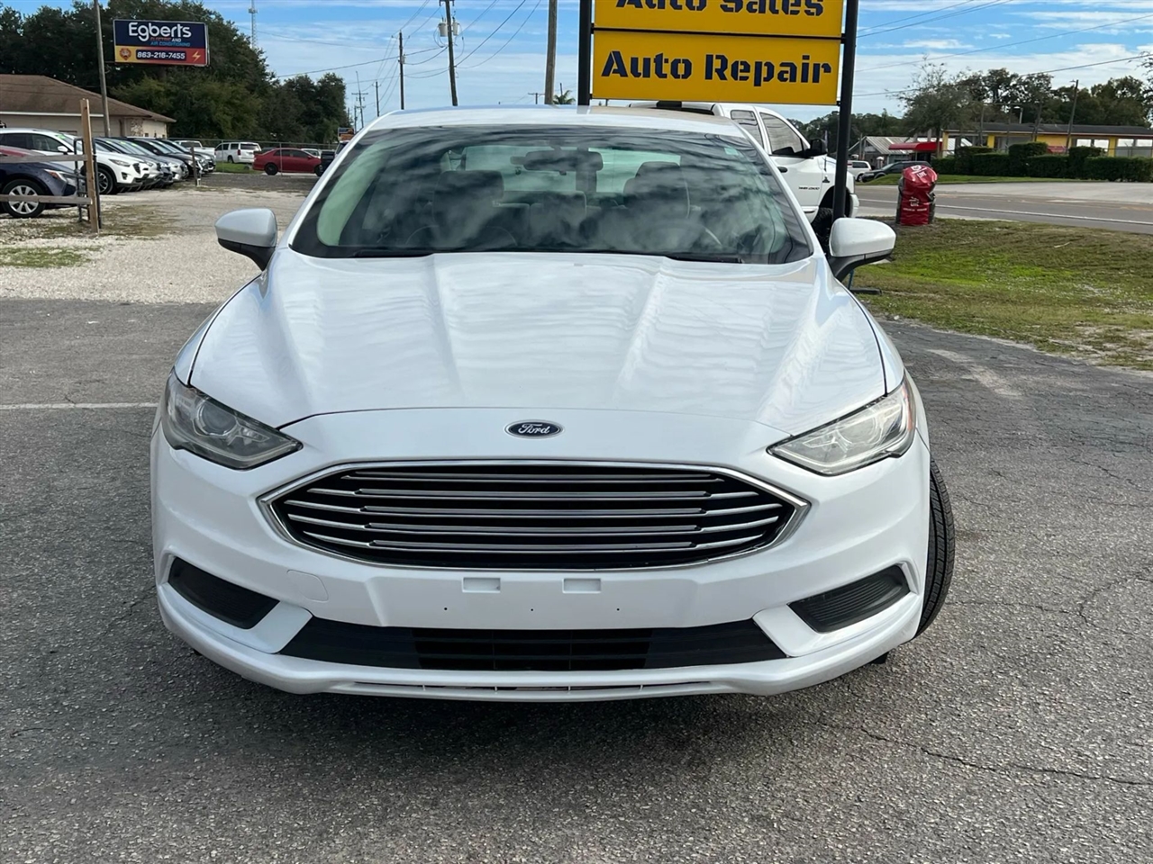 Ford Fusion S 2017