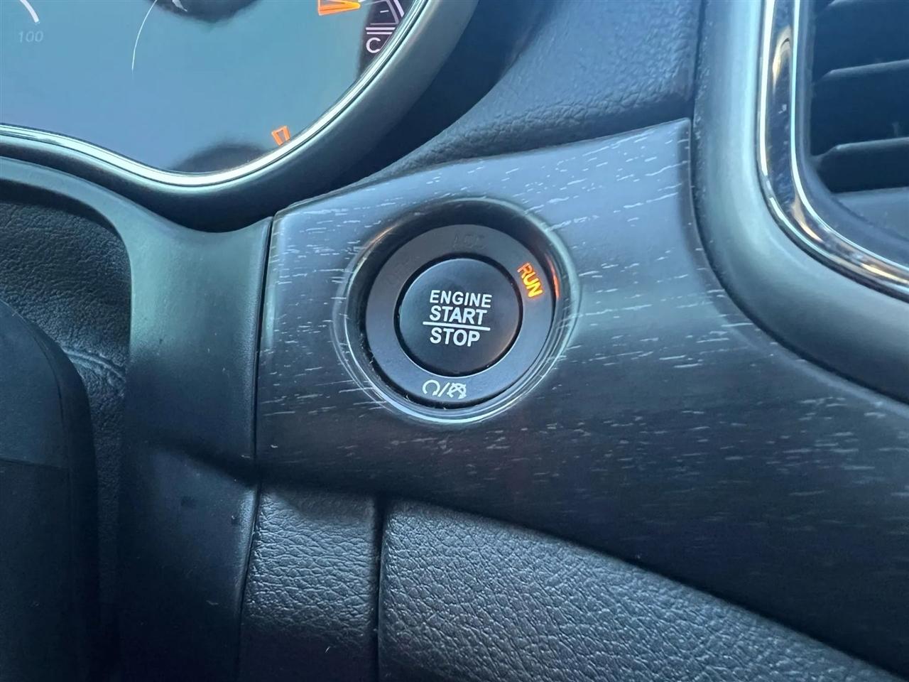 Jeep Grand Cherokee Laredo 2WD 2018