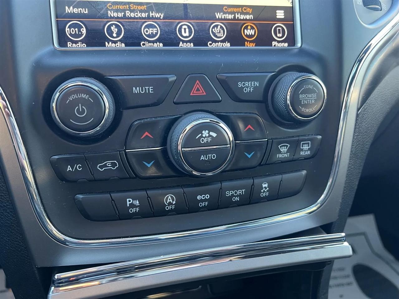 Jeep Grand Cherokee Laredo 2WD 2018