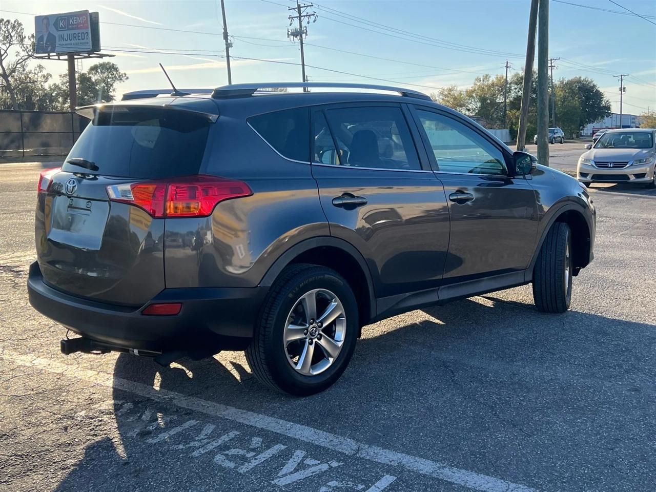 Toyota RAV4 XLE FWD 2015