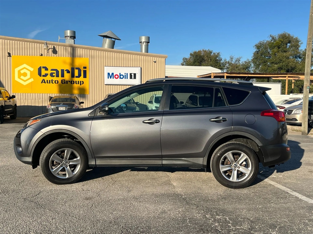 Toyota RAV4 XLE FWD 2015