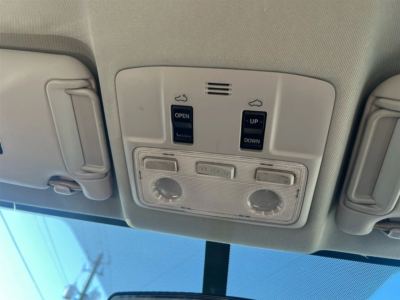 Toyota RAV4 XLE FWD 2015