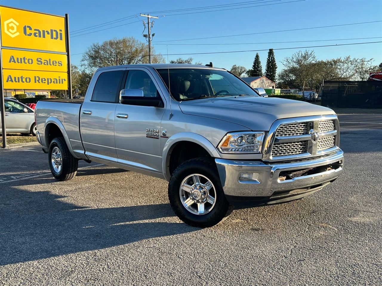 RAM 2500 Laramie Crew Cab SWB 4WD 2013