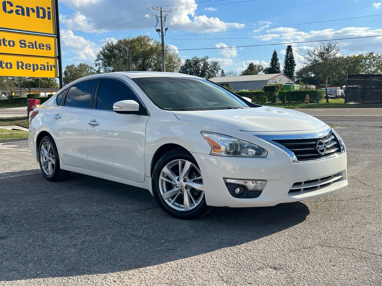 Nissan Altima 2.5 SV 2015
