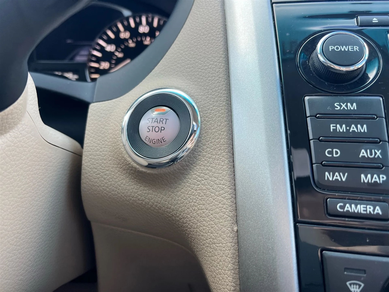 Nissan Altima 2.5 SV 2015