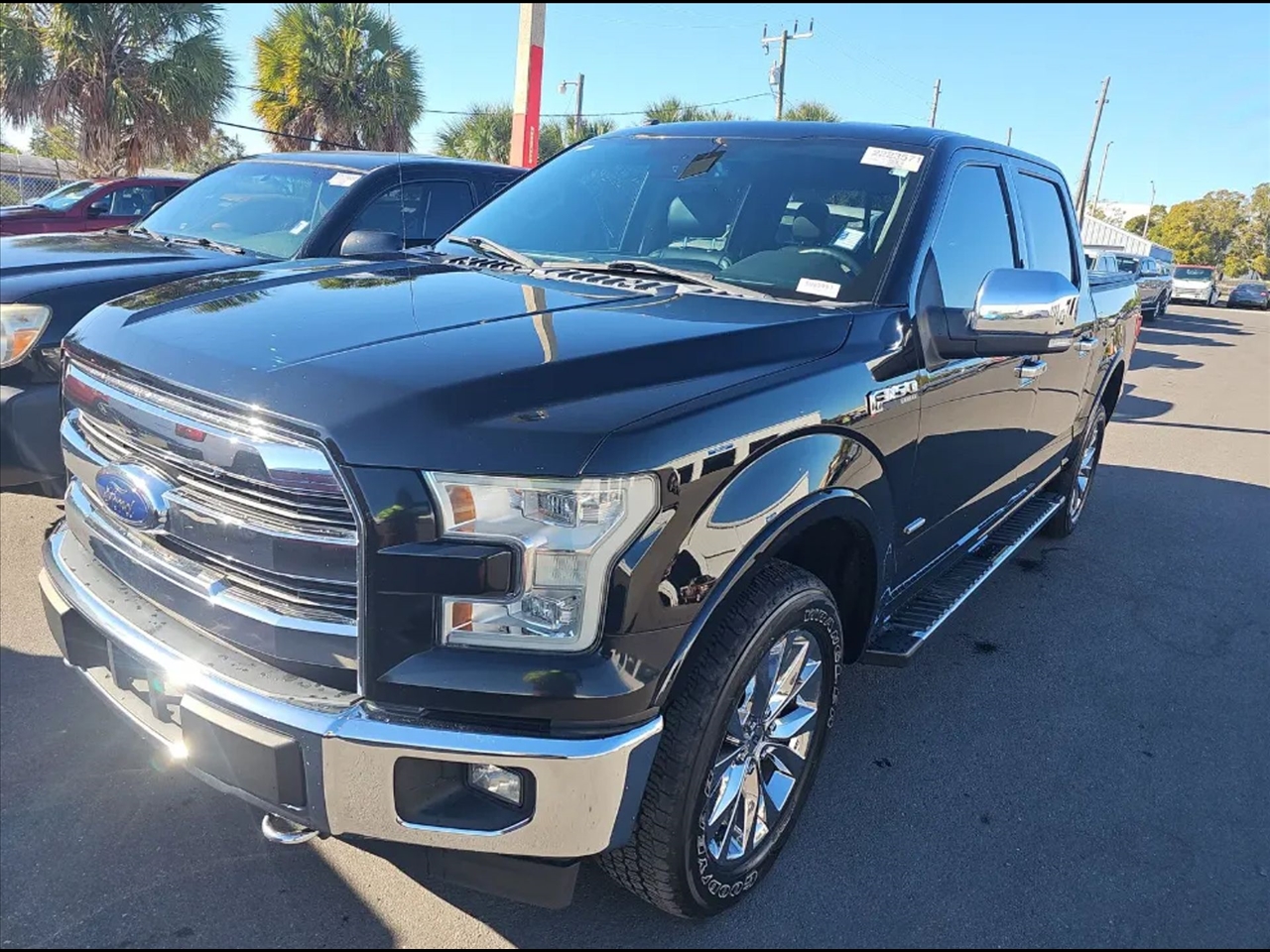 Ford F-150 Lariat SuperCrew 5.5-ft. Bed 4WD 2017
