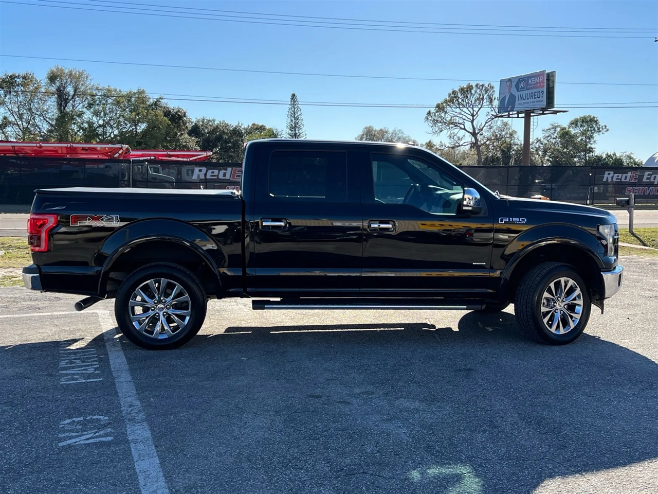 Ford F-150 Lariat SuperCrew 5.5-ft. Bed 4WD 2017