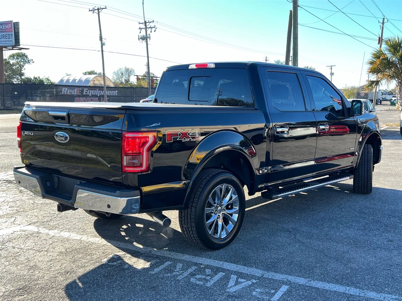 Ford F-150 Lariat SuperCrew 5.5-ft. Bed 4WD 2017