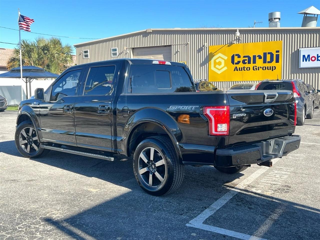 Ford F-150 XLT SuperCrew 5.5-ft. Bed 2WD 2016