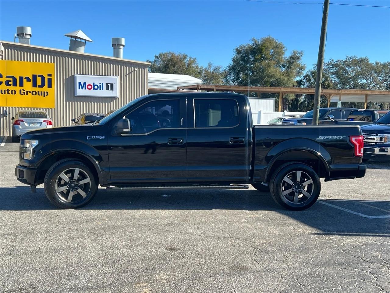 Ford F-150 XLT SuperCrew 5.5-ft. Bed 2WD 2016