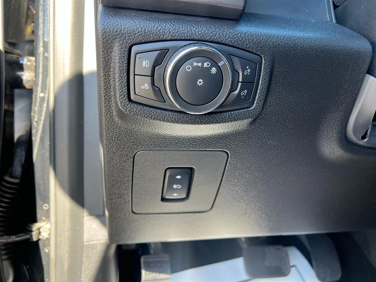 Ford F-150 XLT SuperCrew 5.5-ft. Bed 2WD 2016