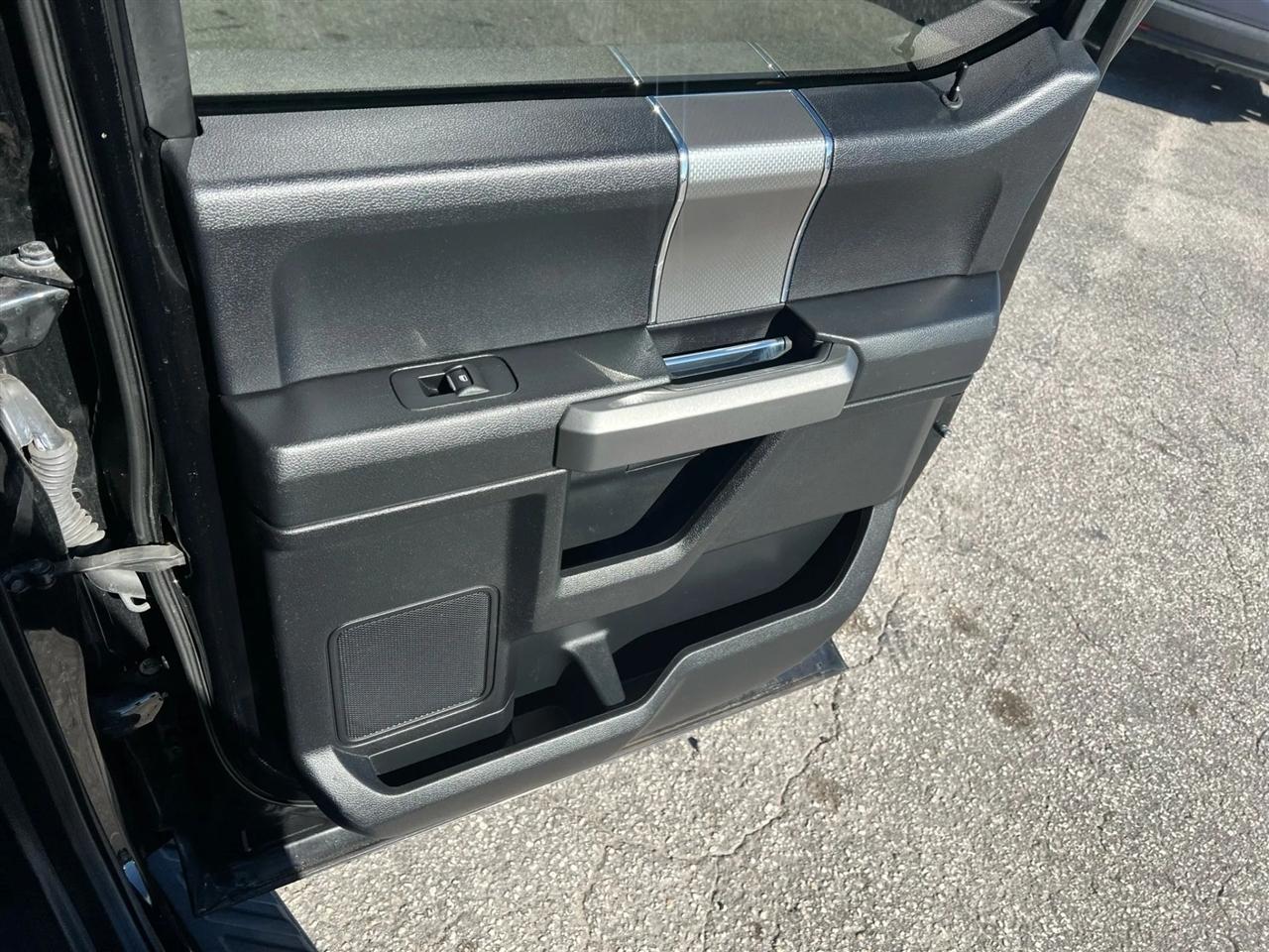 Ford F-150 XLT SuperCrew 5.5-ft. Bed 2WD 2016