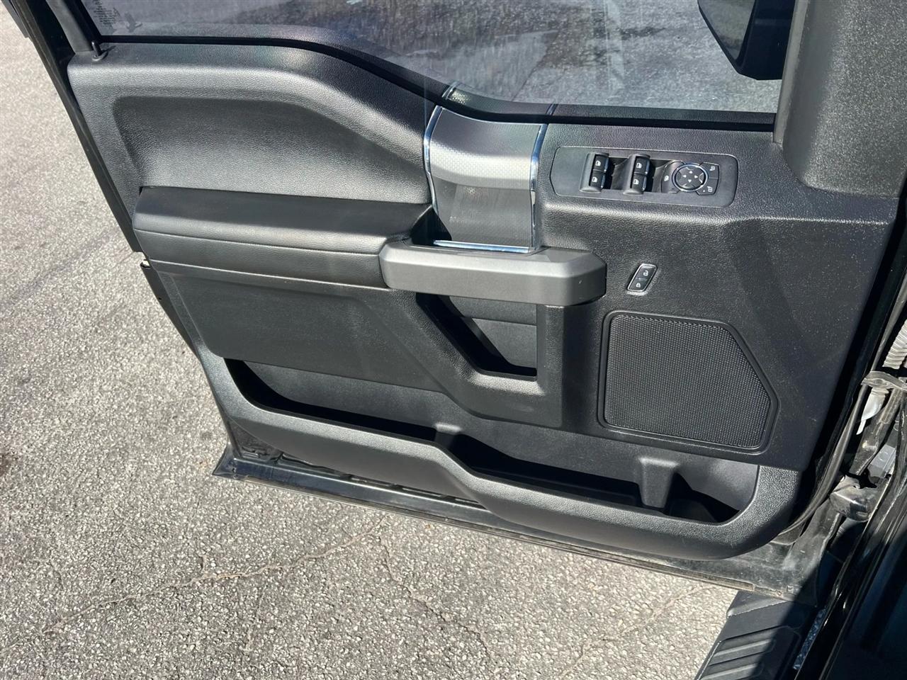 Ford F-150 XLT SuperCrew 5.5-ft. Bed 2WD 2016