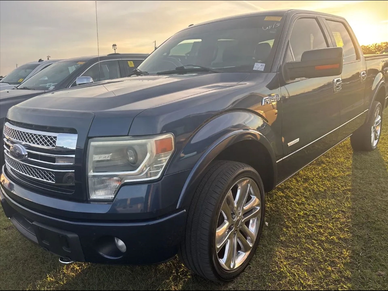 Ford F-150 XL SuperCrew 5.5-ft. Bed 4WD 2014