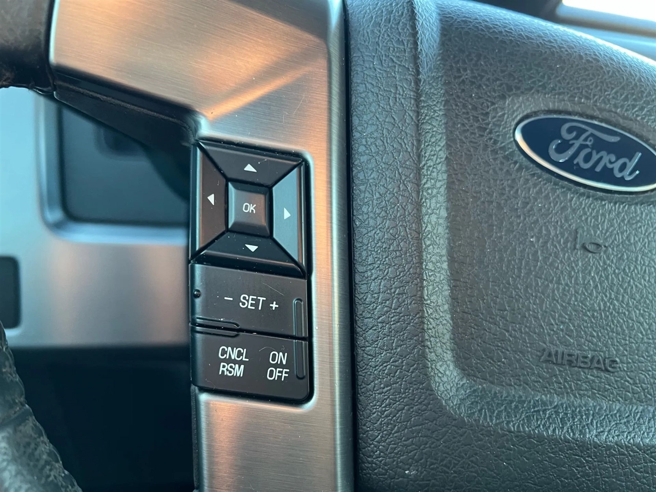 Ford F-150 Limited 4WD SuperCrew 5.5' Box 2014