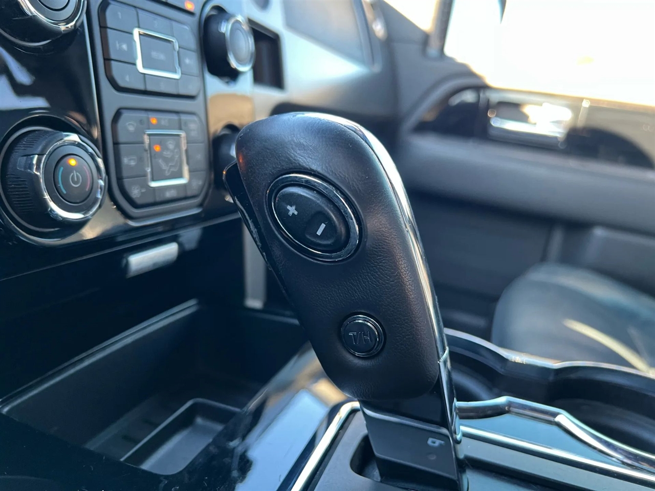 Ford F-150 Limited 4WD SuperCrew 5.5' Box 2014