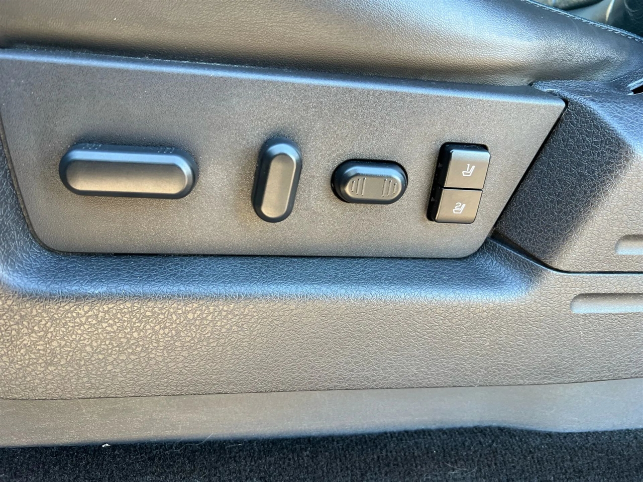 Ford F-150 Limited 4WD SuperCrew 5.5' Box 2014