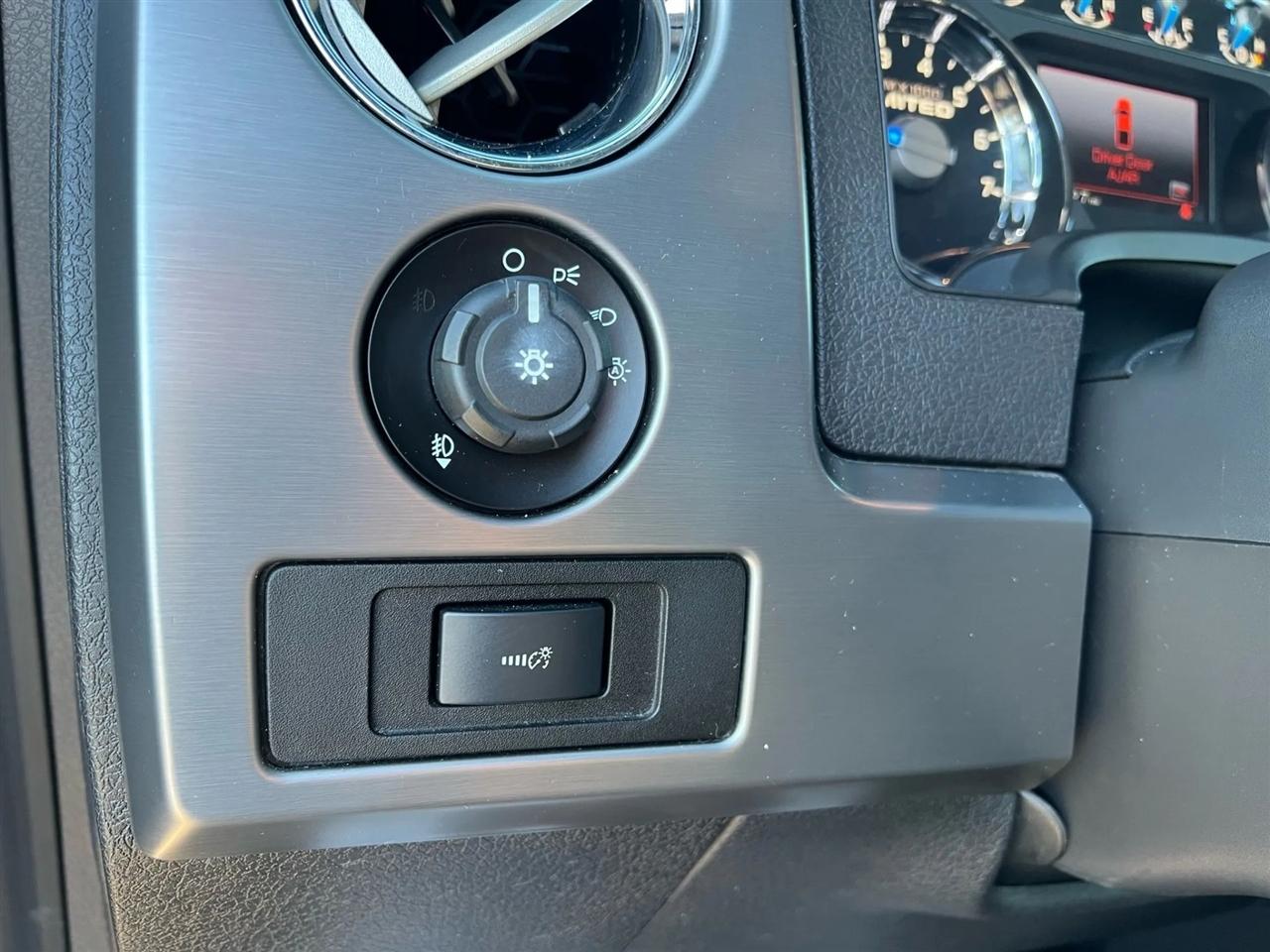 Ford F-150 Limited 4WD SuperCrew 5.5' Box 2014