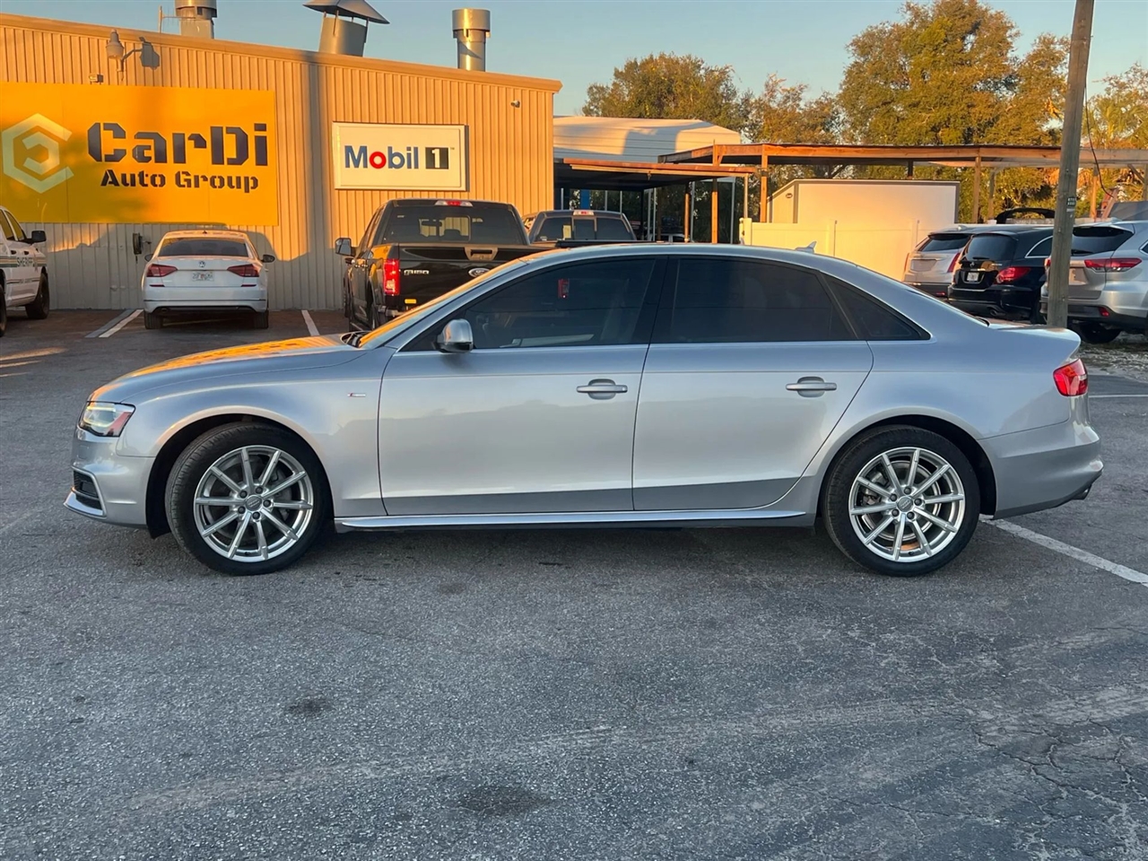 Audi A4 2.0 T Sedan FrontTrak Multitronic 2015