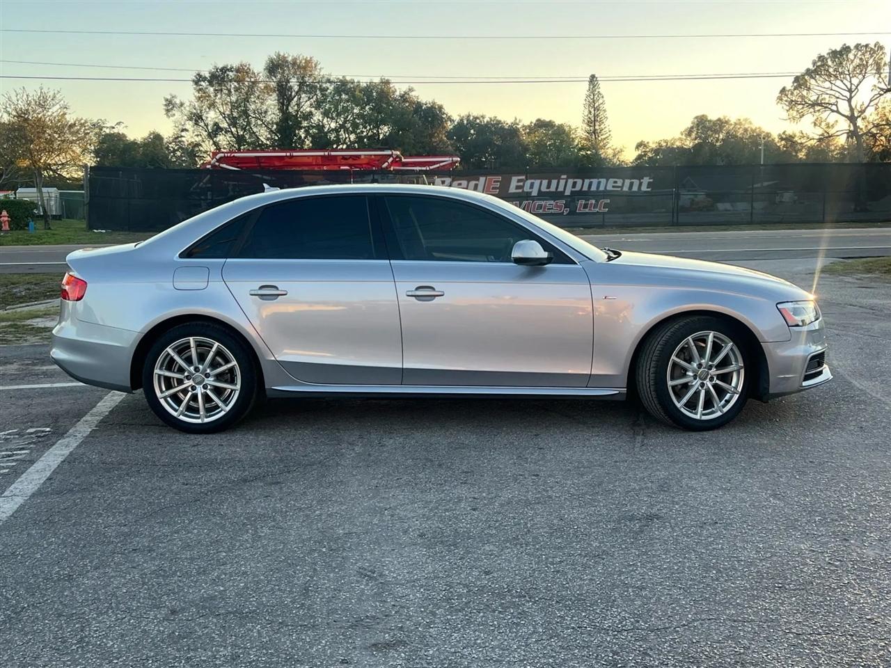 Audi A4 2.0 T Sedan FrontTrak Multitronic 2015