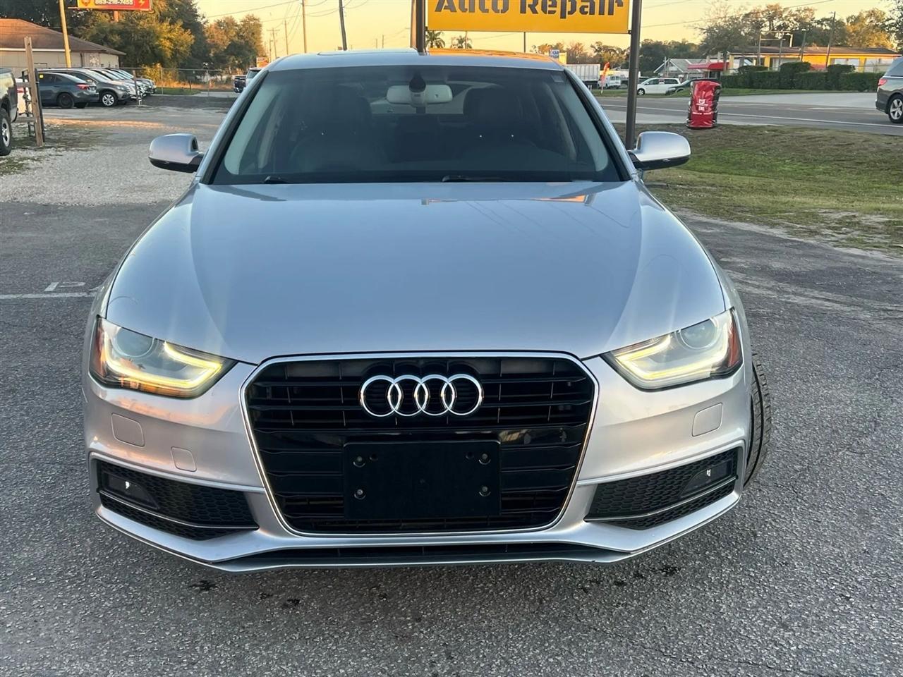 Audi A4 2.0 T Sedan FrontTrak Multitronic 2015