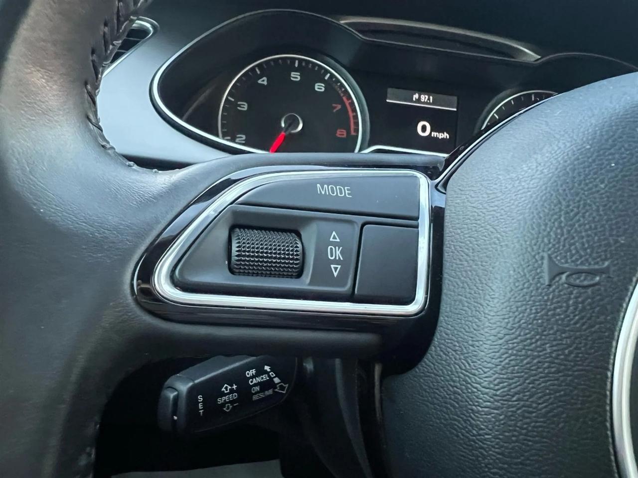 Audi A4 2.0 T Sedan FrontTrak Multitronic 2015