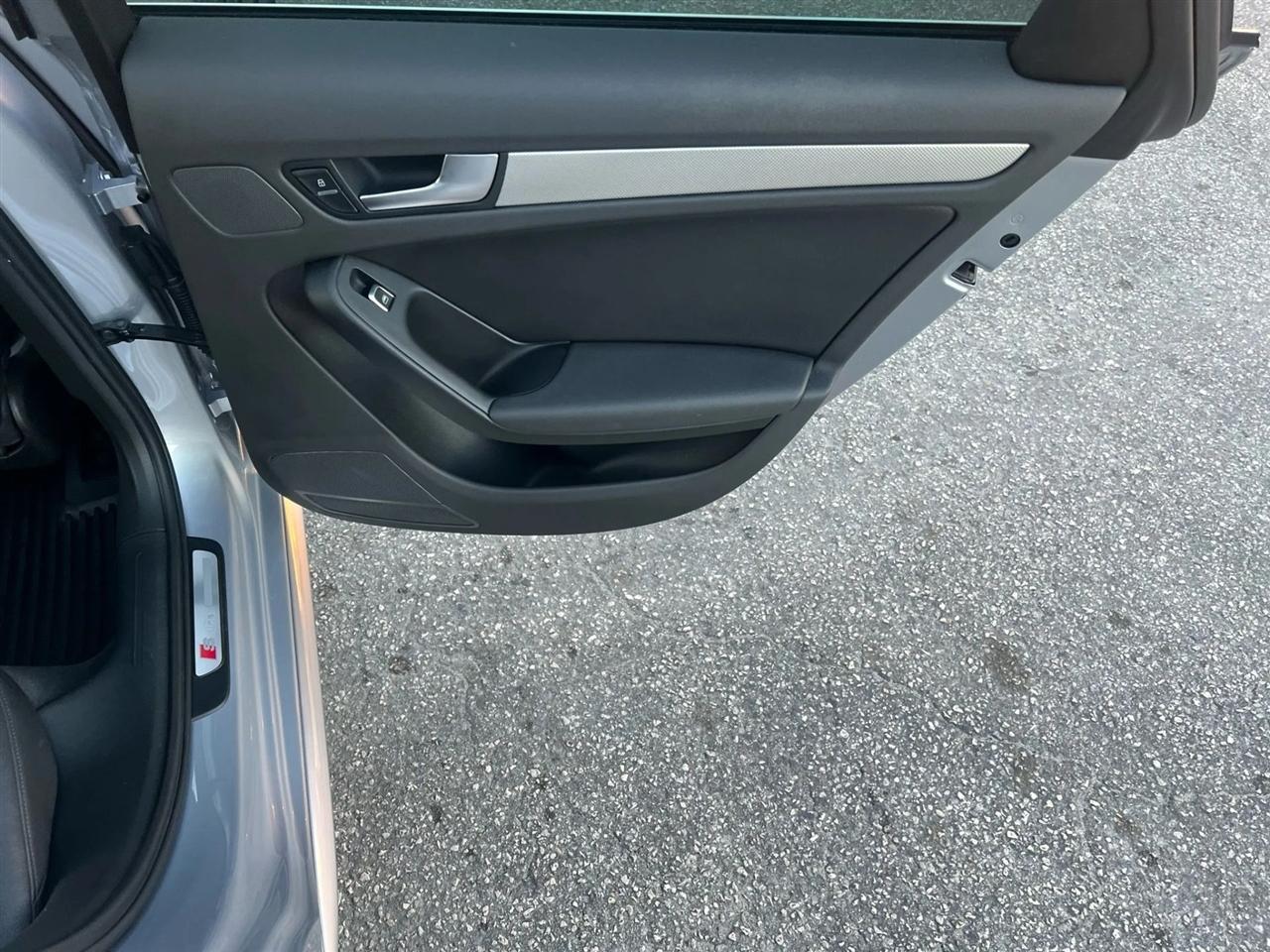 Audi A4 2.0 T Sedan FrontTrak Multitronic 2015