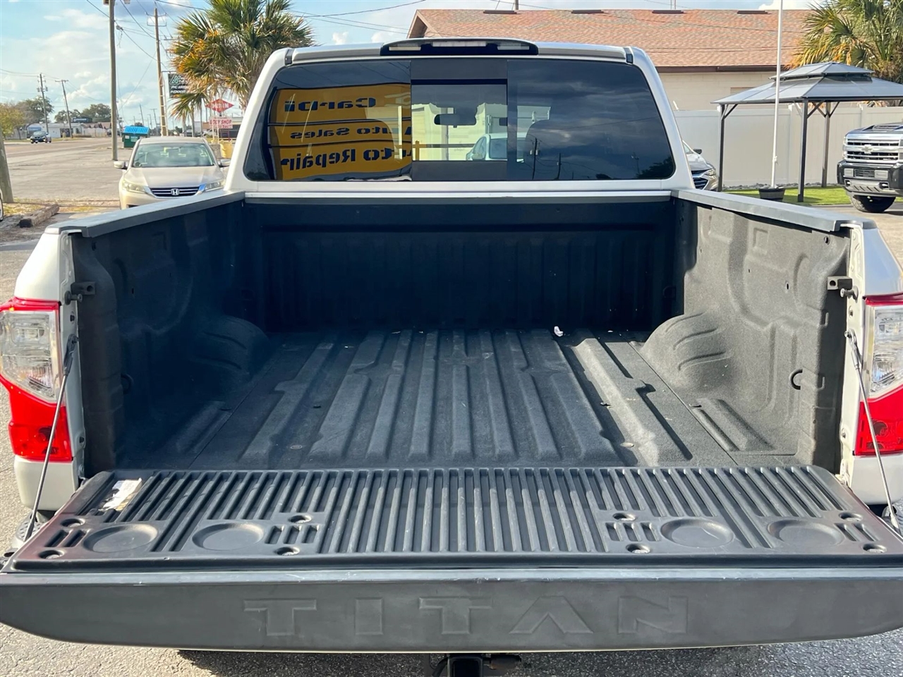 Nissan Titan PRO-4X Crew Cab 4WD 2017