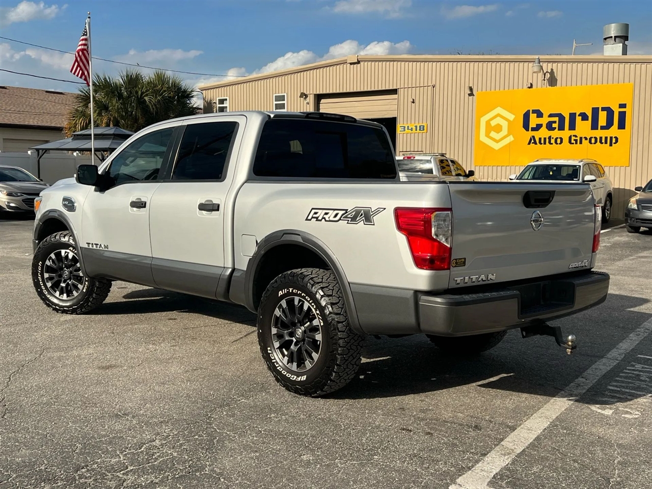 Nissan Titan PRO-4X Crew Cab 4WD 2017