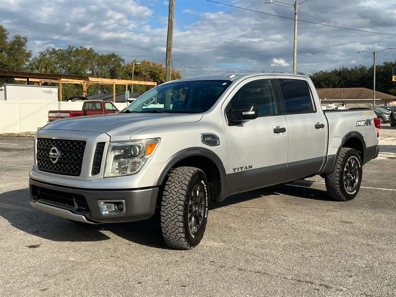 Nissan Titan PRO-4X Crew Cab 4WD 2017
