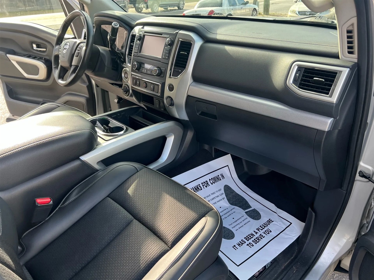 Nissan Titan PRO-4X Crew Cab 4WD 2017