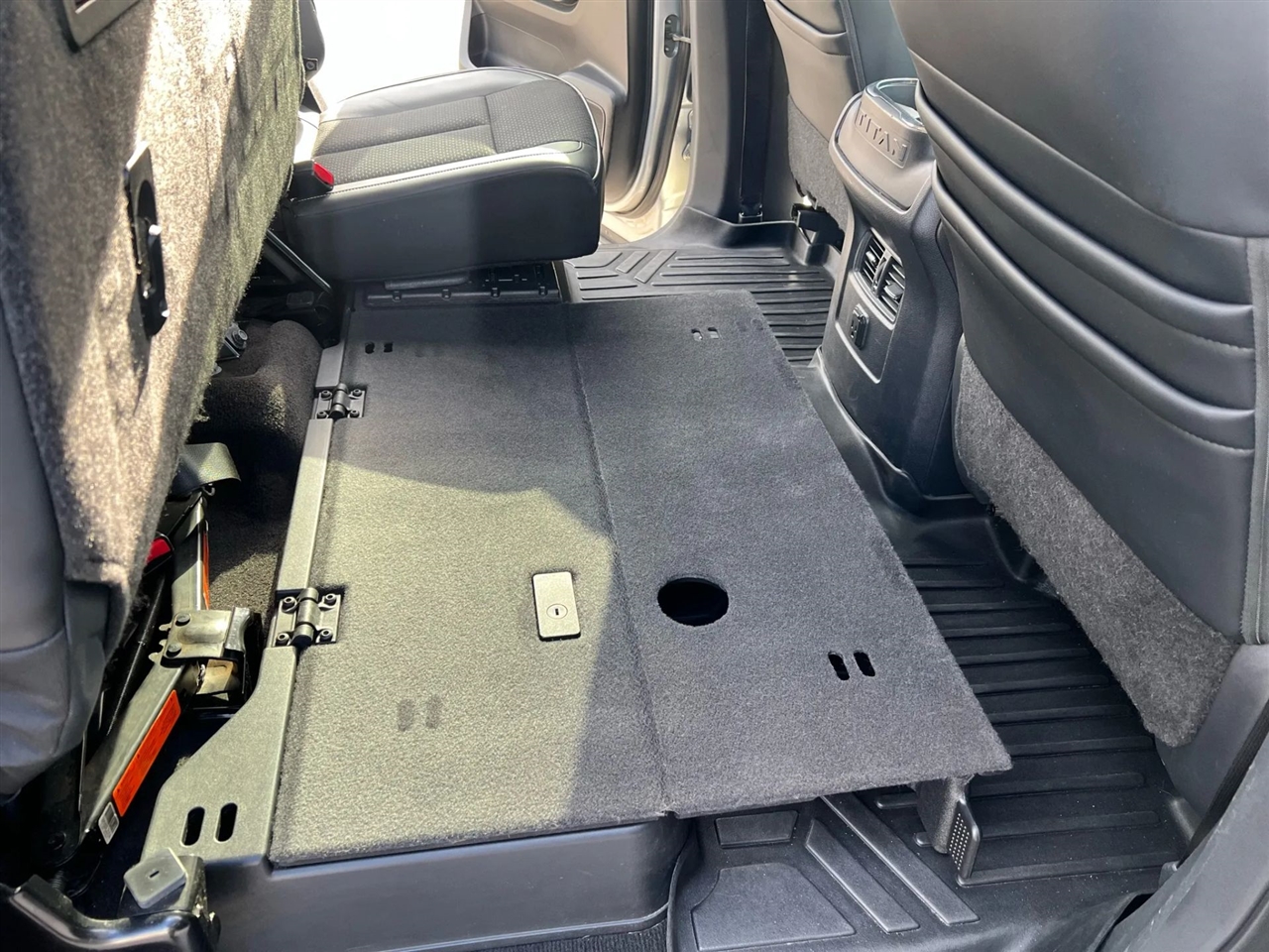 Nissan Titan PRO-4X Crew Cab 4WD 2017